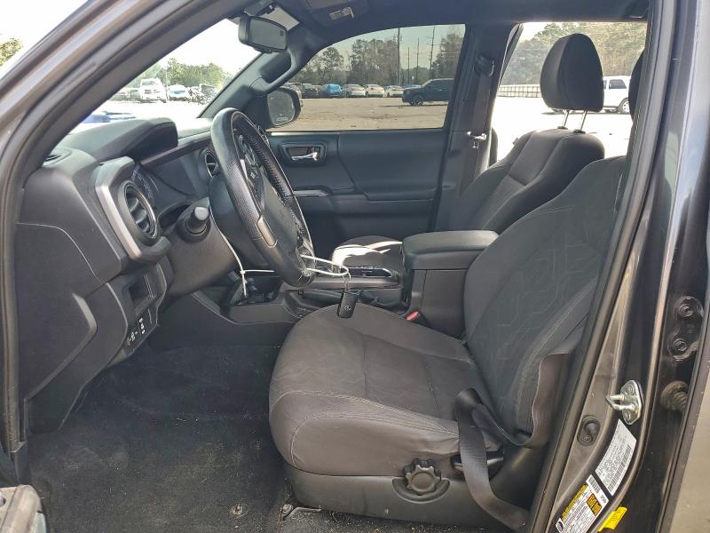 Фото 7 - TOYOTA TACOMA