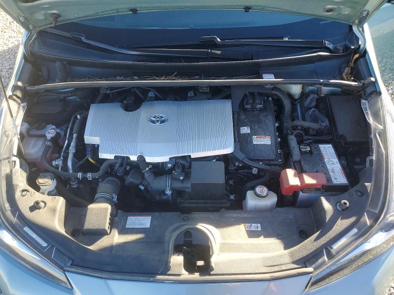Фото 11 - TOYOTA PRIUS