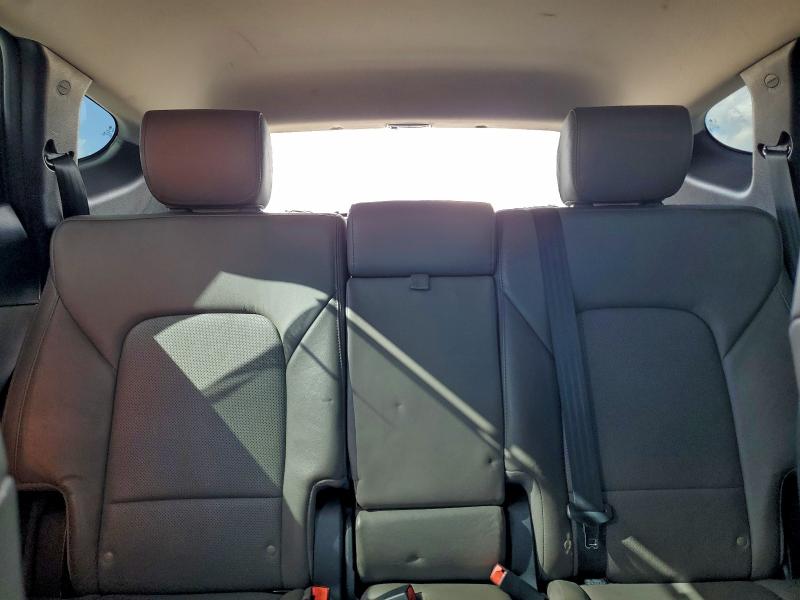 Фото 10 - HYUNDAI SANTA FE