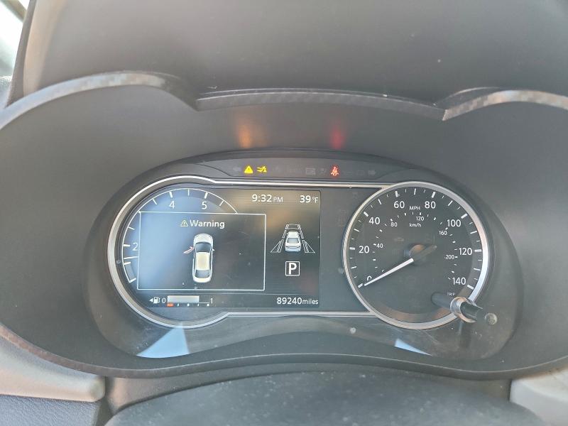 Фото 9 - NISSAN VERSA