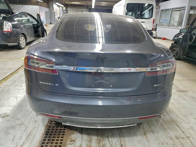TESLA MODEL S 2015 VIN 5YJSA1H27FFP77495