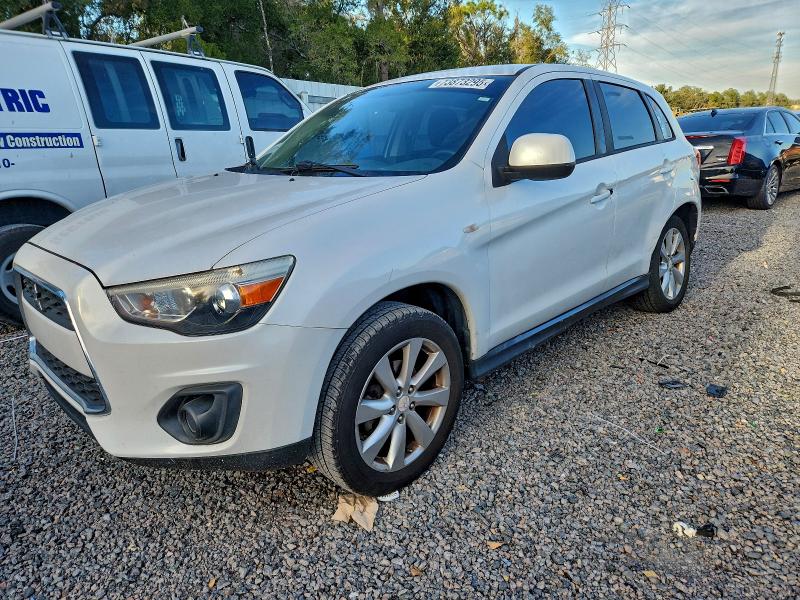 Фото 1 - MITSUBISHI OUTLANDER