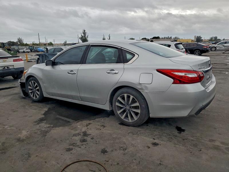 Фото 2 - NISSAN ALTIMA