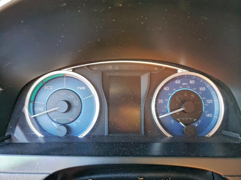 Фото 9 - TOYOTA CAMRY