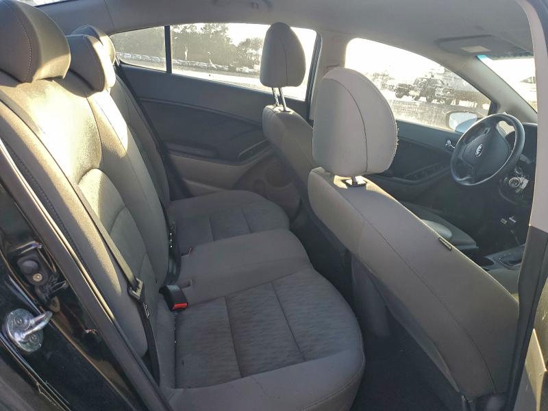 Фото 10 - KIA FORTE