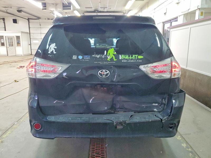 Фото 6 - TOYOTA SIENNA