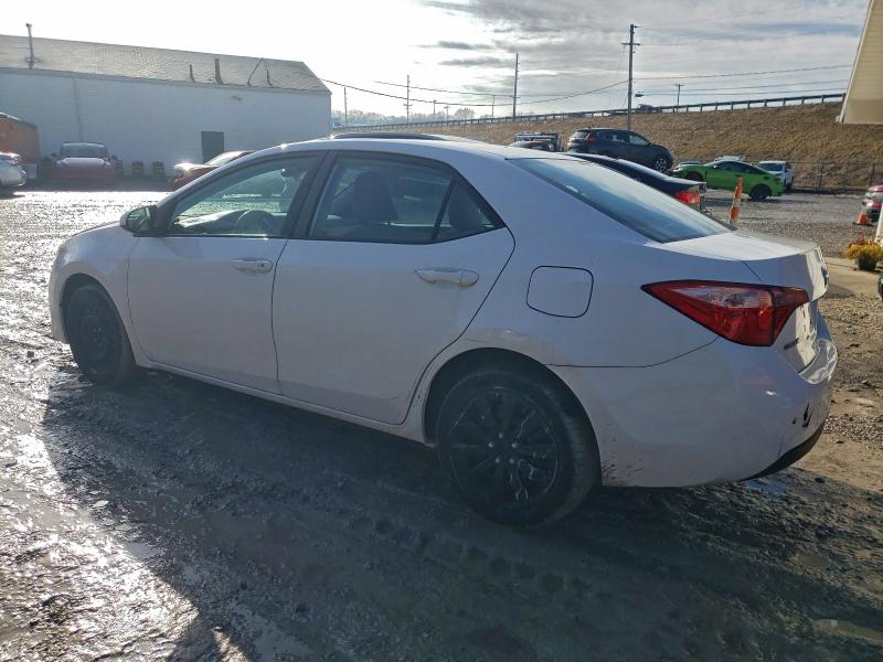 Фото 2 - TOYOTA COROLLA