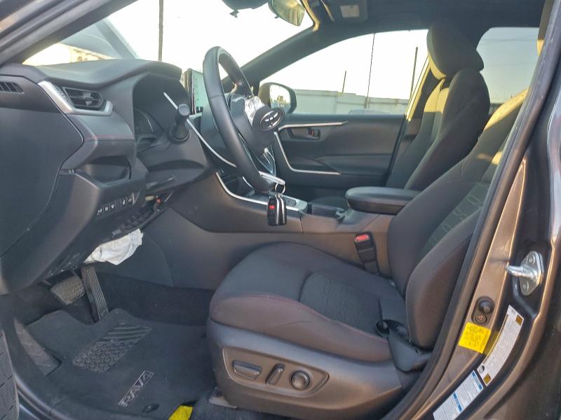 Фото 7 - TOYOTA RAV4