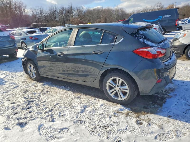 Фото 2 - CHEVROLET CRUZE