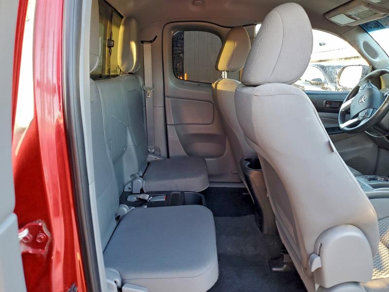 Фото 10 - TOYOTA TACOMA