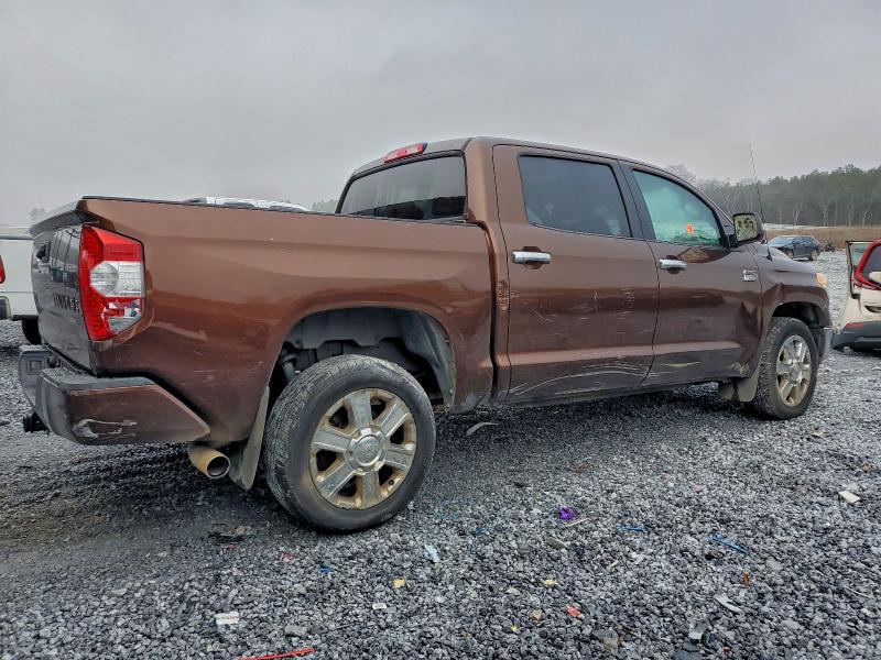 Фото 3 - TOYOTA TUNDRA