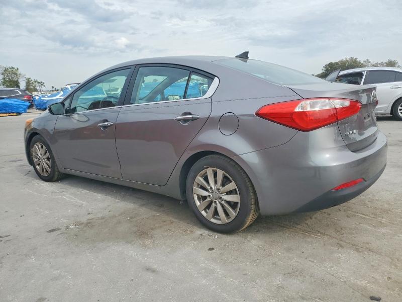 Фото 2 - KIA FORTE