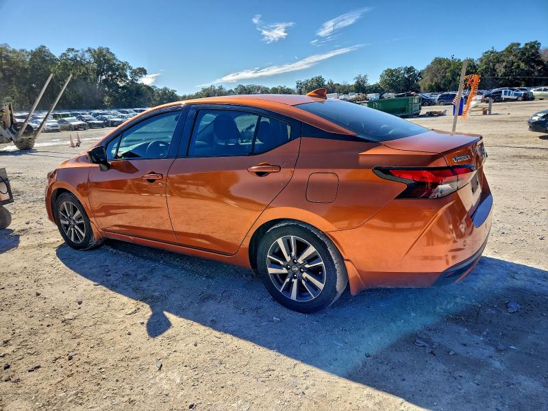 Фото 2 - NISSAN VERSA