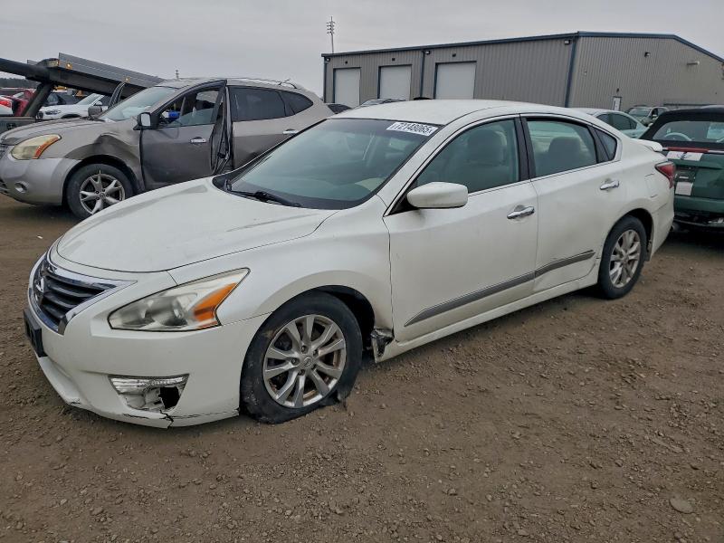 Фото 1 - NISSAN ALTIMA