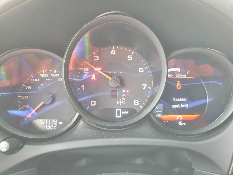 Фото 9 - PORSCHE MACAN