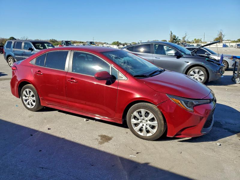 Фото 4 - TOYOTA COROLLA