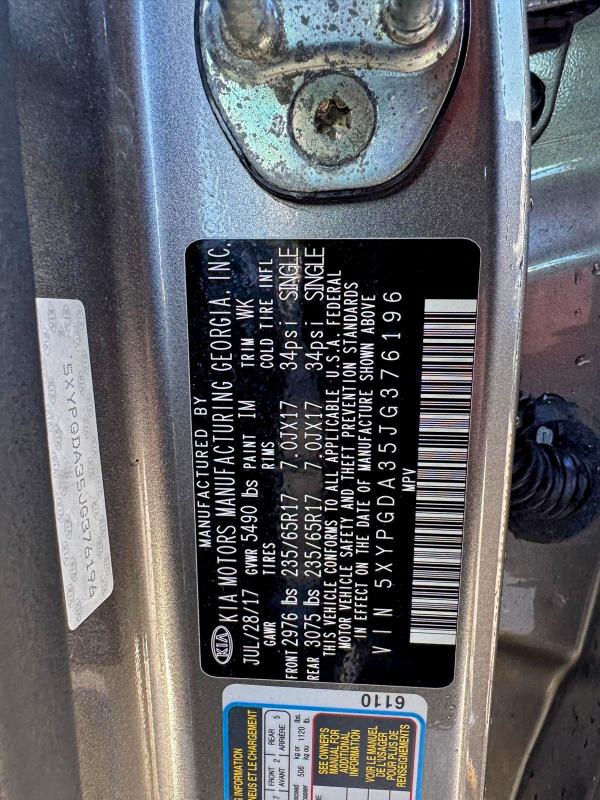 Фото 13 - KIA SORENTO