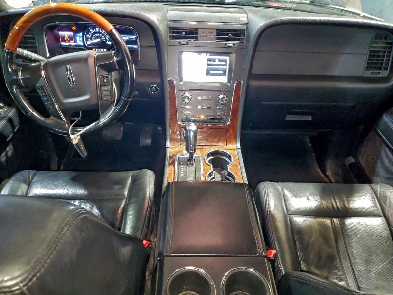 Фото 8 - LINCOLN NAVIGATOR