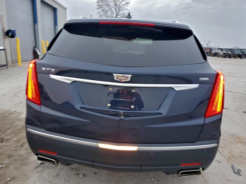 Фото 6 - CADILLAC XT5