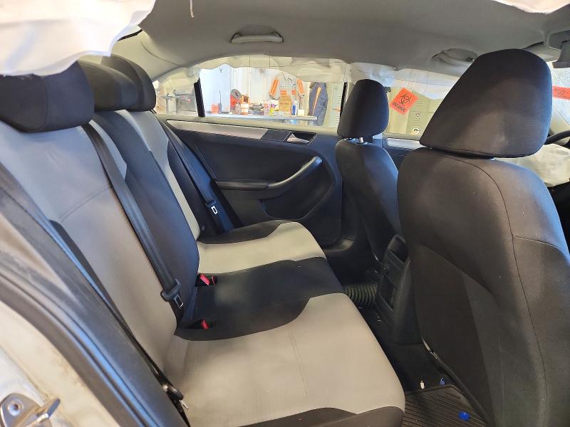 Фото 10 - VOLKSWAGEN JETTA