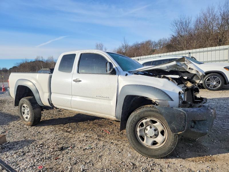 Фото 4 - TOYOTA TACOMA