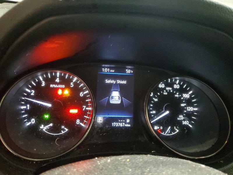 Фото 9 - NISSAN ROGUE