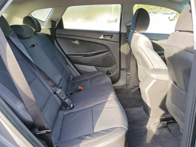 Фото 11 - HYUNDAI TUCSON