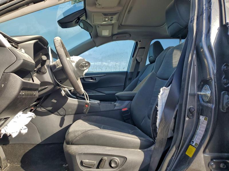 Фото 7 - TOYOTA RAV4