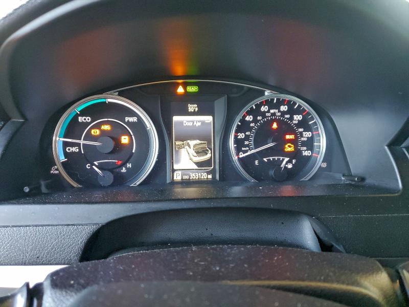 Фото 9 - TOYOTA CAMRY