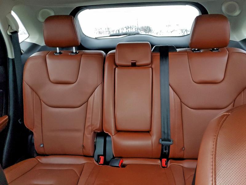 Фото 10 - FORD EDGE