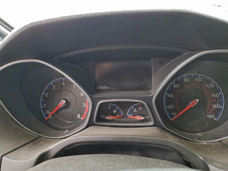 Фото 9 - FORD FOCUS