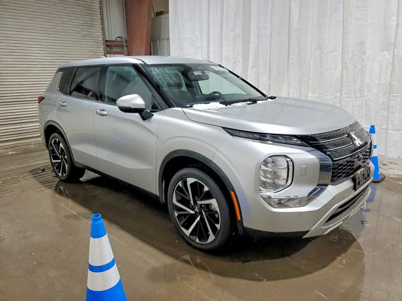 Фото 4 - MITSUBISHI OUTLANDER