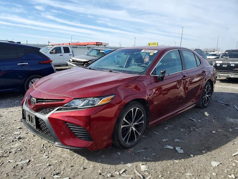 Фото 1 - TOYOTA CAMRY