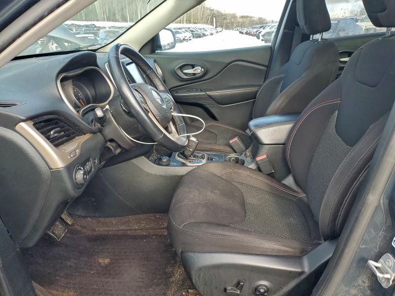 Фото 7 - JEEP GRAND CHER