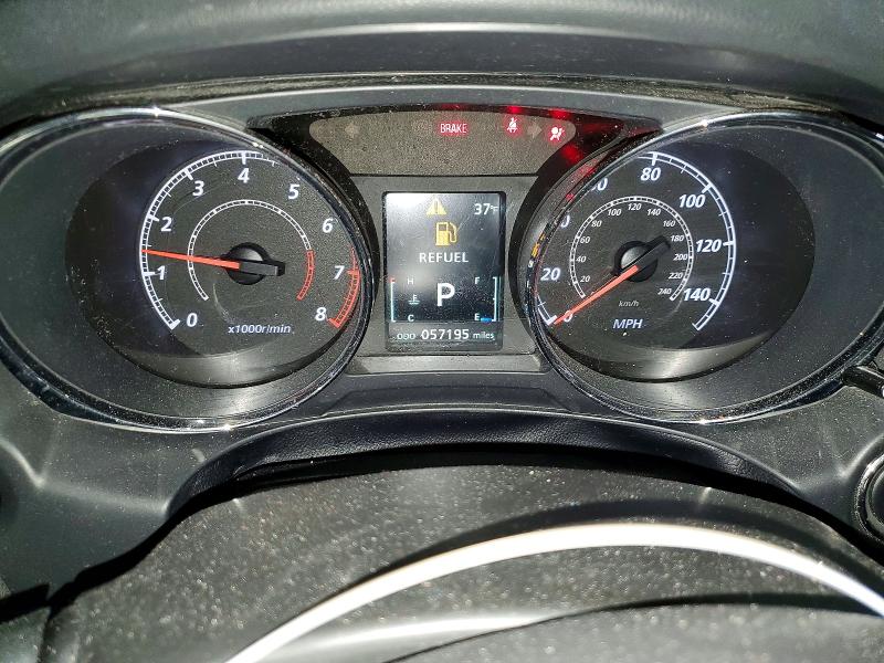 Фото 9 - MITSUBISHI OUTLANDER