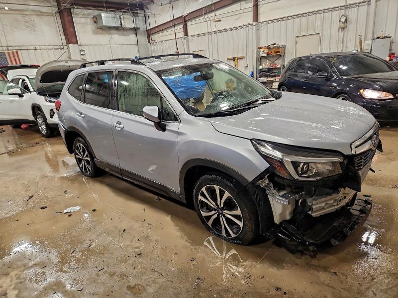 Фото 4 - SUBARU FORESTER