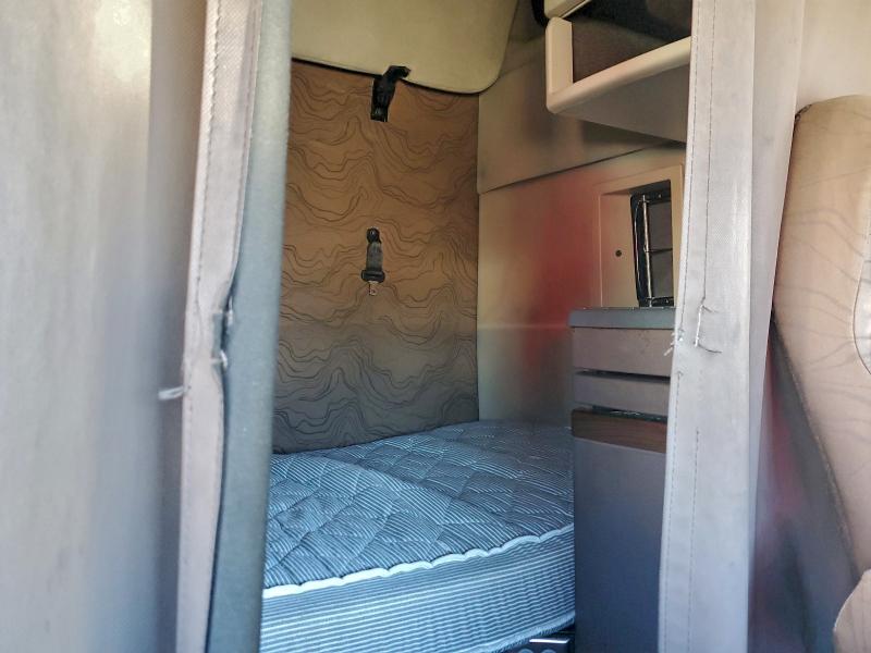 Фото 6 - VOLVO All Models