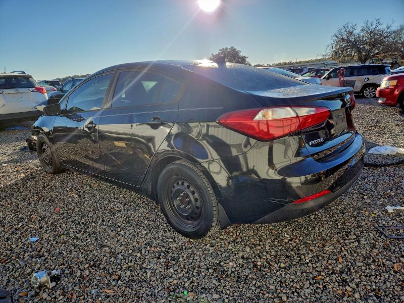 Фото 2 - KIA FORTE