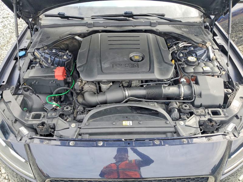 Фото 11 - JAGUAR XF