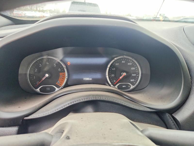 Фото 9 - JEEP RENEGADE