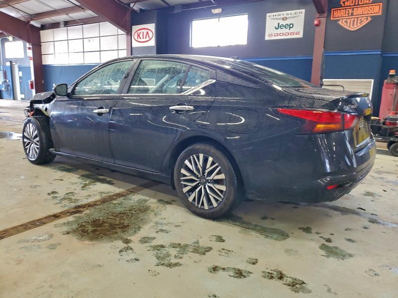 Фото 2 - NISSAN ALTIMA