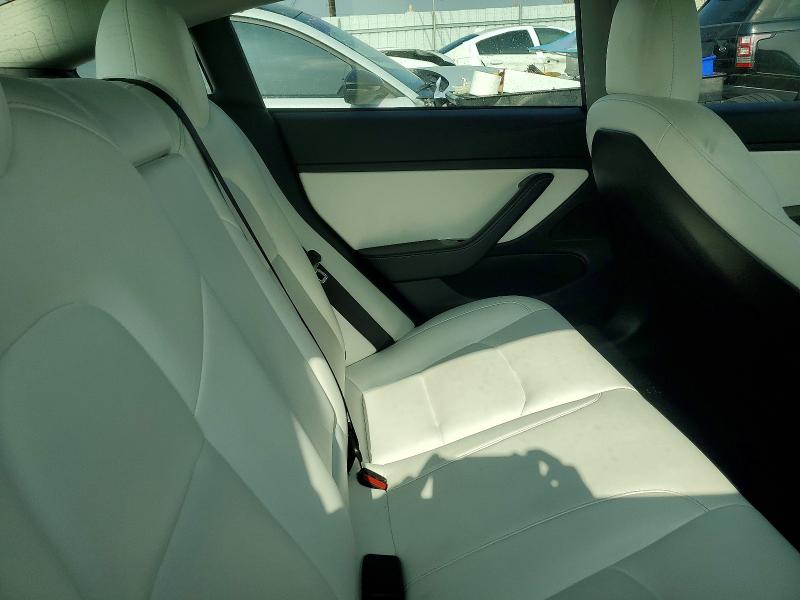 Фото 10 - TESLA MODEL 3