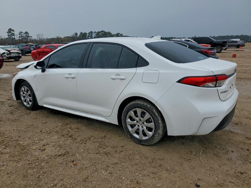 Фото 2 - TOYOTA COROLLA