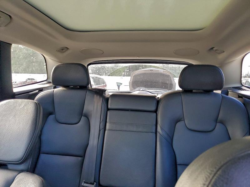 Фото 10 - VOLVO XC60