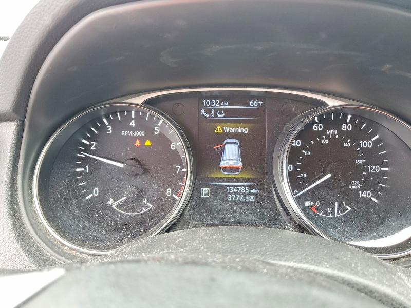 Фото 9 - NISSAN ROGUE