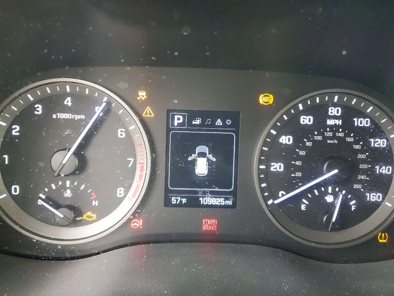 Фото 9 - HYUNDAI TUCSON