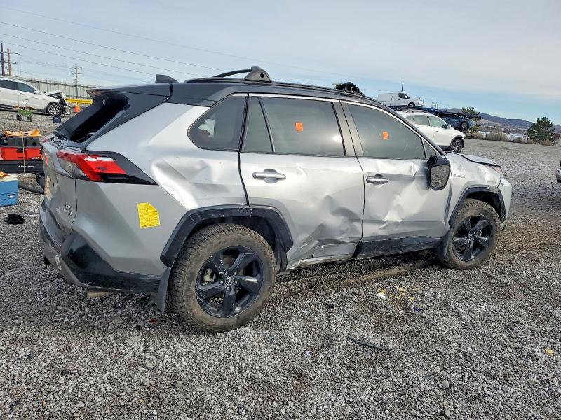 Фото 3 - TOYOTA RAV4