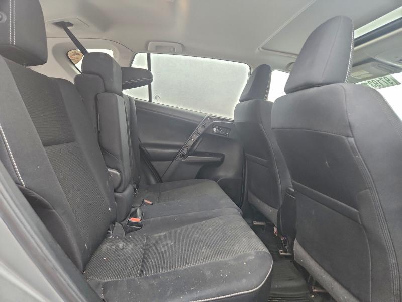 Фото 10 - TOYOTA RAV4