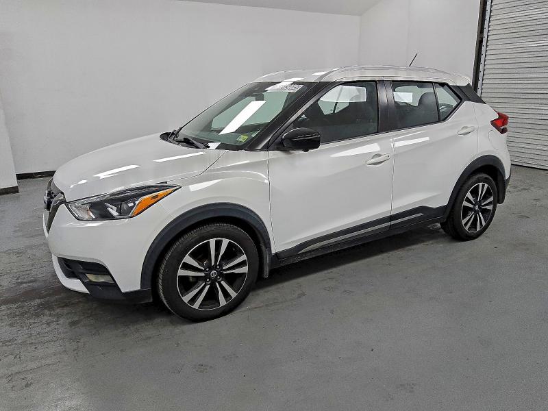 Фото 1 - NISSAN KICKS