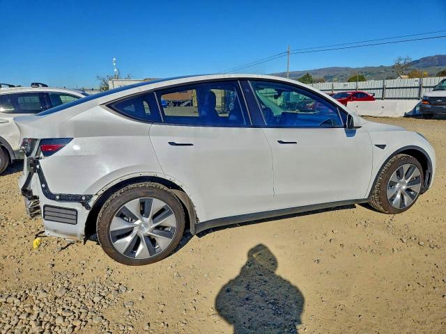 Фото 3 - TESLA MODEL Y